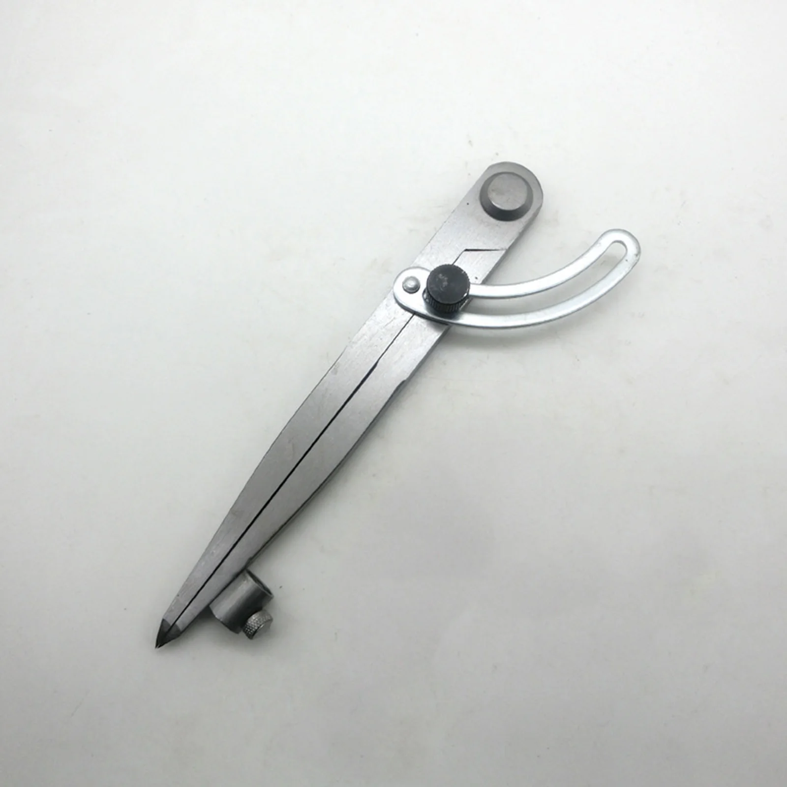 professional-woodworking-wing-compass-pencil-holder-precision-circles-layouts-geometry-tools