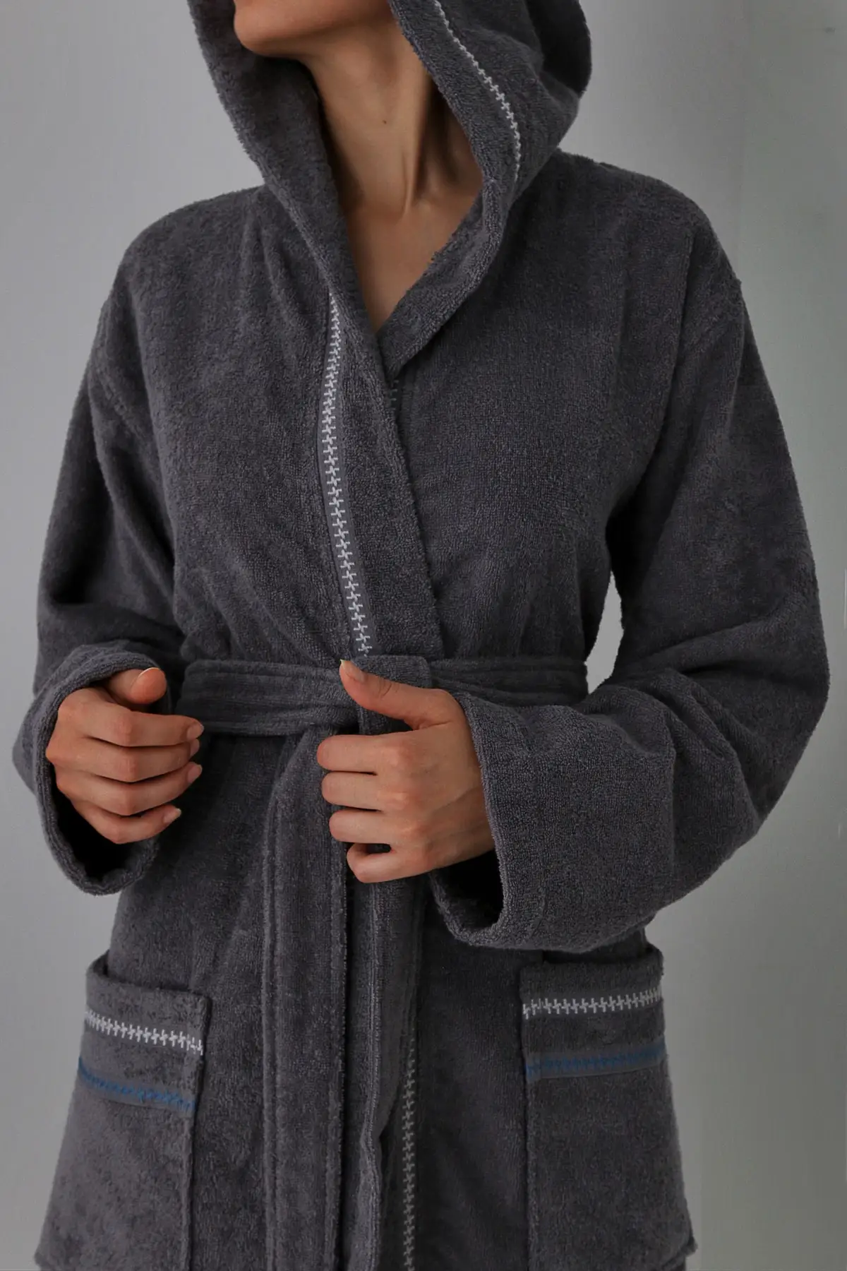 UNISEX HOODED BATHROBE