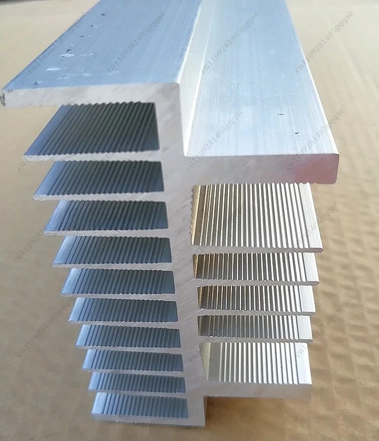 305-mm-Leistungsverstärker 2U Aluminiumlegierungsplatte Aluminiumprofil Hochleistungs-Kühlkörper Elektronische Komponenten Wärmeabzugsradiator – Detail 5