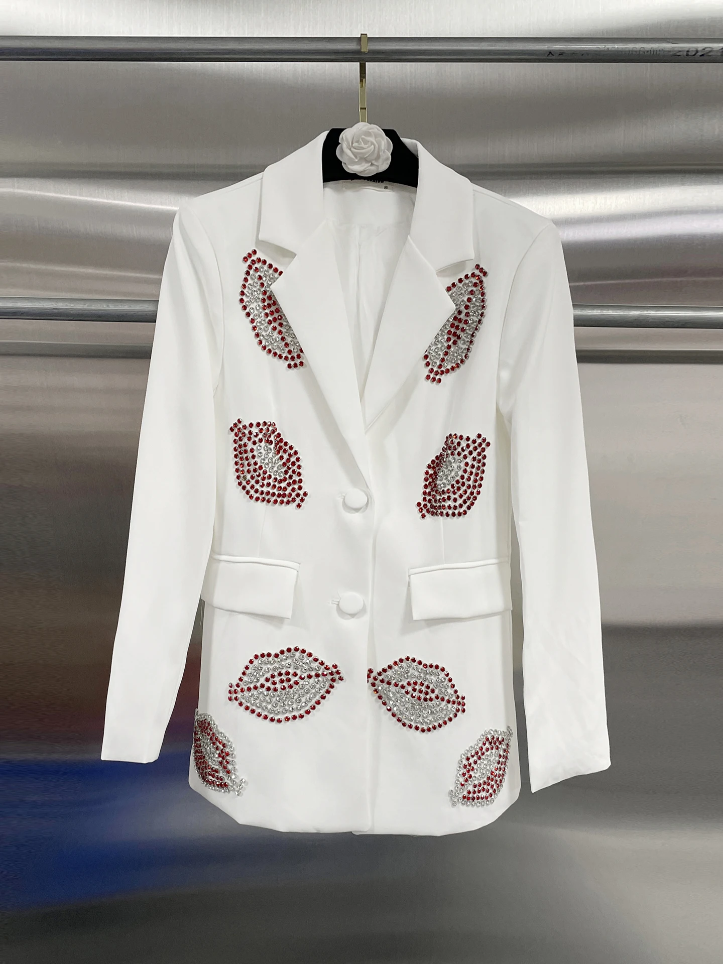 

Новая мода, свободные роскошные повседневные пиджаки со стразами для женщин, сексуальное лоскутное пальто с длинными рукавами и v-образным вырезом для вечеринки, дня рождения