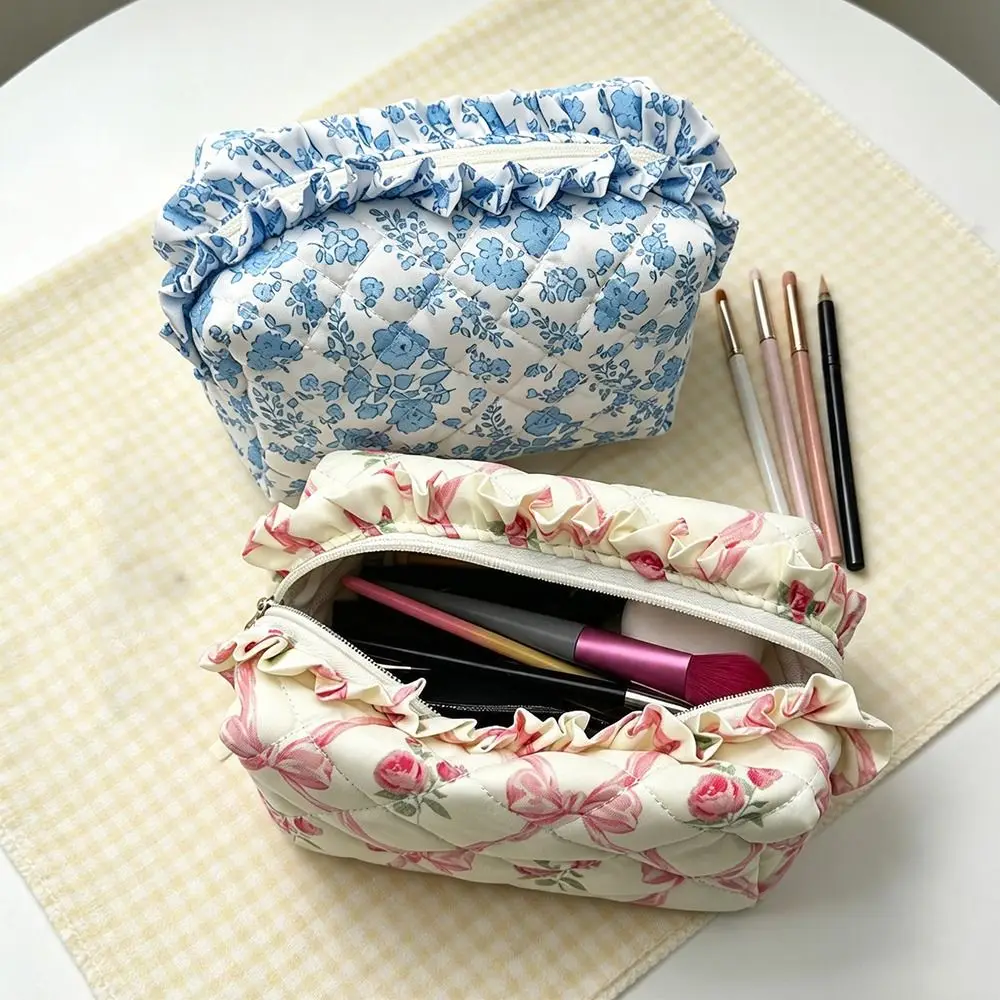1pc Cute Quilted Makeup Bag Floral Bow Large Capacity Toiletry Bag Cosmetic Bag Home Travel