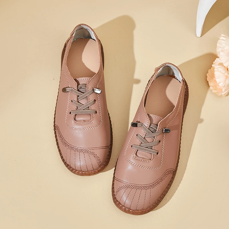 

Ladies' Comfortable Flat Shoes Outdoor Black Casual Versatile Leather Shoes Fashionable Plus Size Women's Shoes 35-41