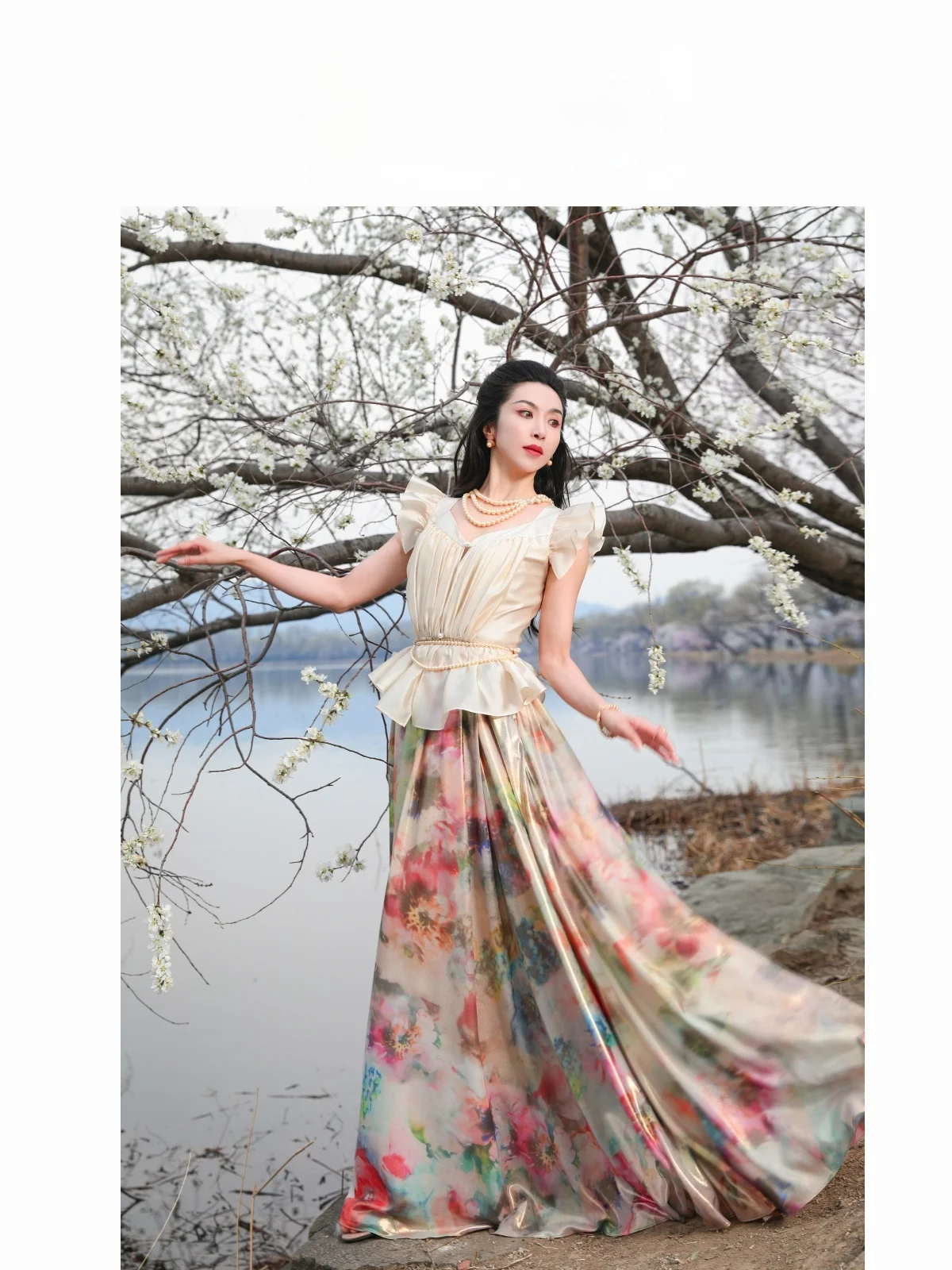 

Комплект с юбкой с принтом Ethereal Adient: свободный топ и пышная юбка, из полиэстера, на пуговицах