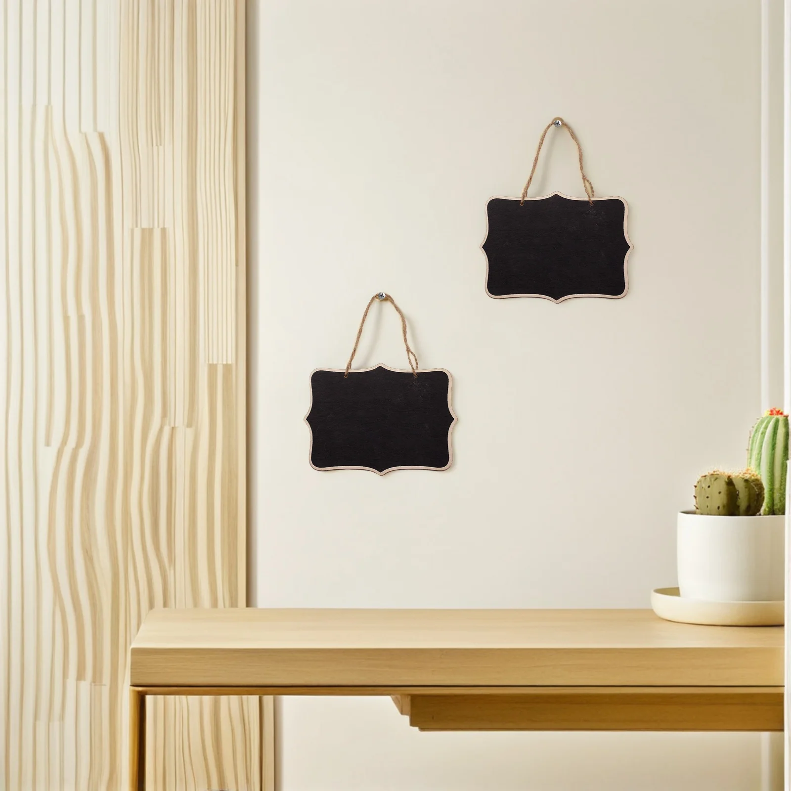 

4Pcs Mini Hanging Blackboard Signs Double Sided Chalkboard Tags Decorative for Wedding Table Number Party Message Memo Boards