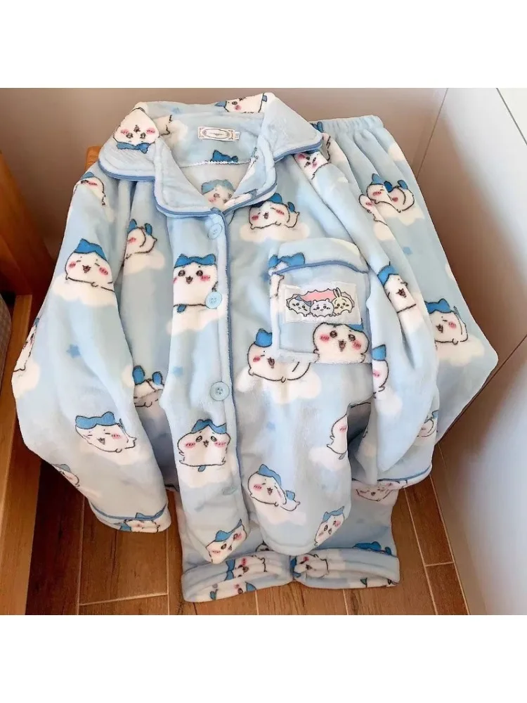 Cartoon anime chiikawa fluwelen pyjama, dames winterflanel zacht en comfortabel warm studentenhuispak set, verjaardagscadeau - afbeelding 2