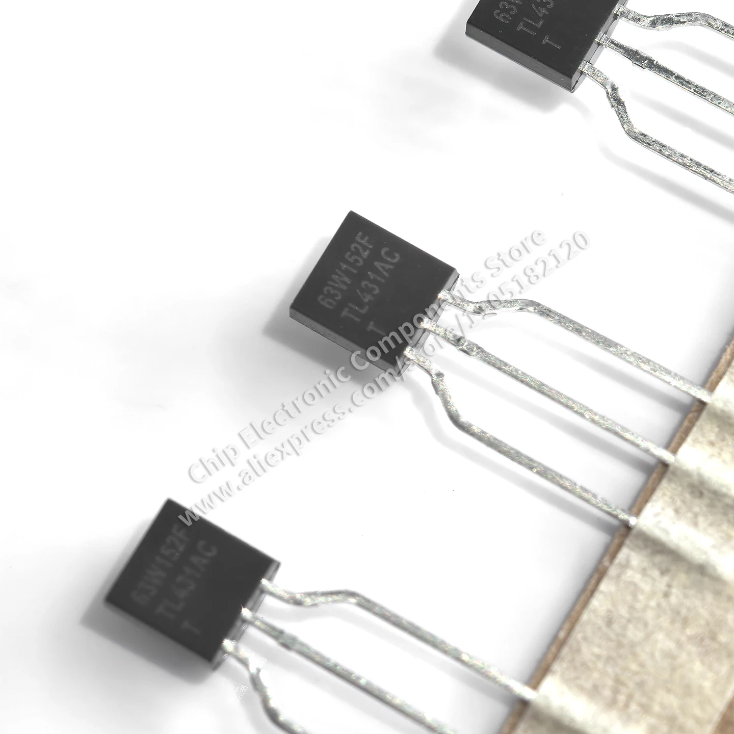 （10 PCS）Original IC TL431ACLPR TL431AC Marking Adjustable Precision Shunt Regulator Chip, TO-92-3