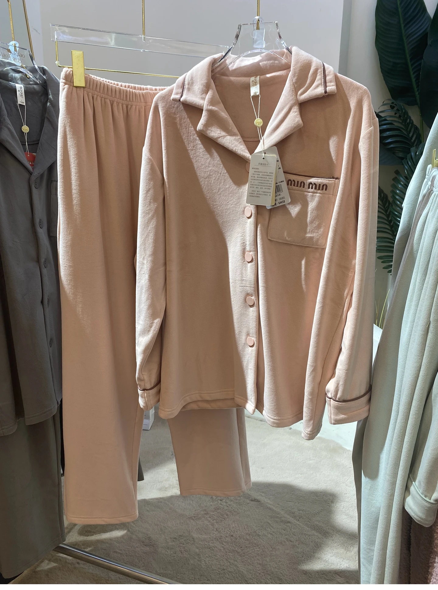 couple's-coral-fleece-sleepwear-thin-home-clothes-warmth-retention-long-sleeve-button-up-men's-open-chest-design-autumn-winter