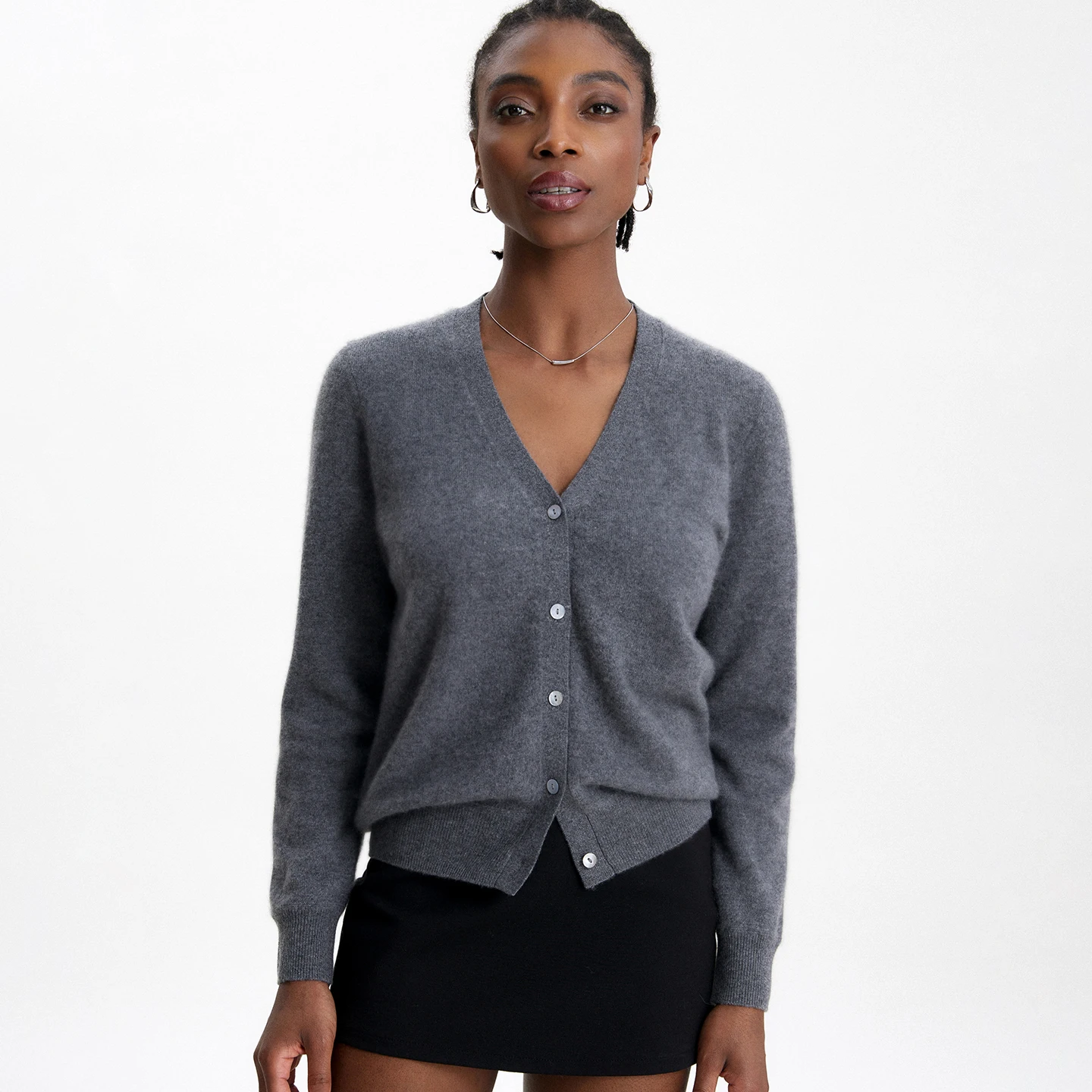 Pure cashmere V-neck cardigan women's short single breasted knitted jacket for autumn and winter commuting, simple and loose out