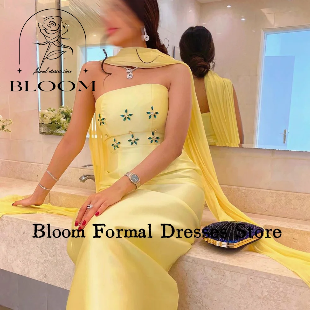 Bloom ที่กําหนดเองสีเหลือง Strapless ชุดราตรีคริสตัลลูกปัด Arabia จีบ Cape ชุดราตรีอย่างเป็นทางการชุดแต่งงาน