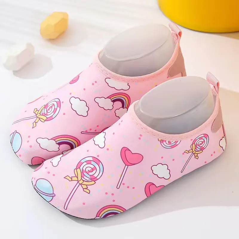 

Autumn Baby Girls Aqua Shoes Fashion Non-slip Soft Barefoot Shoes Kids Outdoor Swimming Diving Beach Hiking Boys Water Shoes