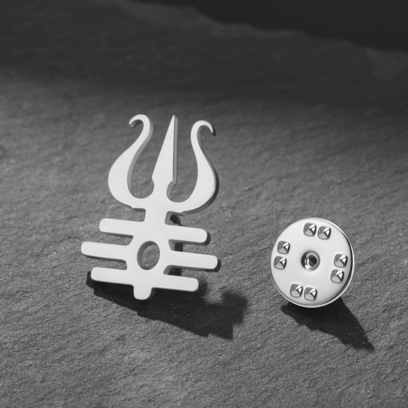 Sipuris الهند تاميل Om رمز مع ترايدنت دبوس بروش للرجال الفولاذ المقاوم للصدأ Om شيفا رمز اليوغا خمر تعويذة مجوهرات