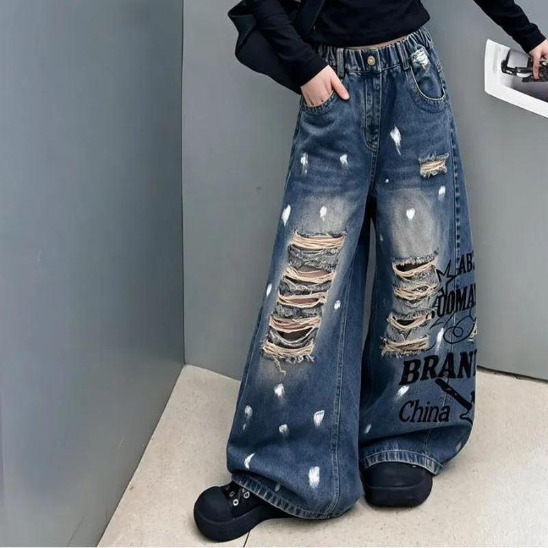 Girls Fashion Jeans with Holes for Teens Child Trendy Streetwear Destroyed Denim Pants Kids Hip Hop Trousers with Letter Print