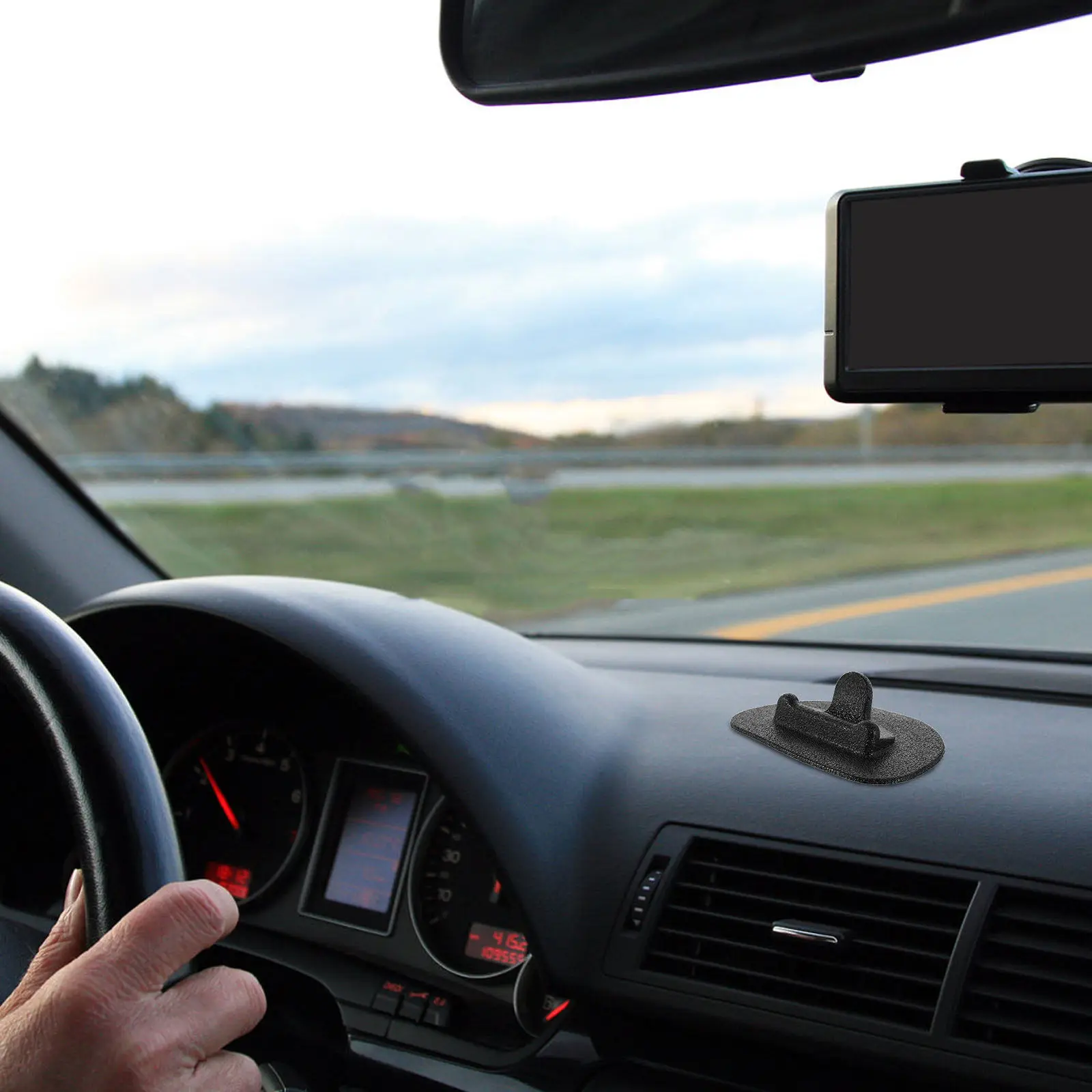 Silicone Dashboard Car Phone Mount Holder Suction Cup Phone Mounts For Commute Multipurpose Universal Cellphone