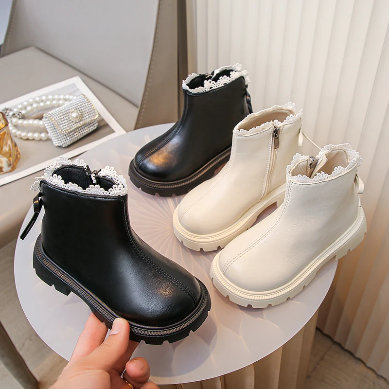 

Girls Princess Boots with Sweet Lace Kids Short Boots Fashion Versatile 2025 Autumn New Children Ankle Boots with Side Zipper