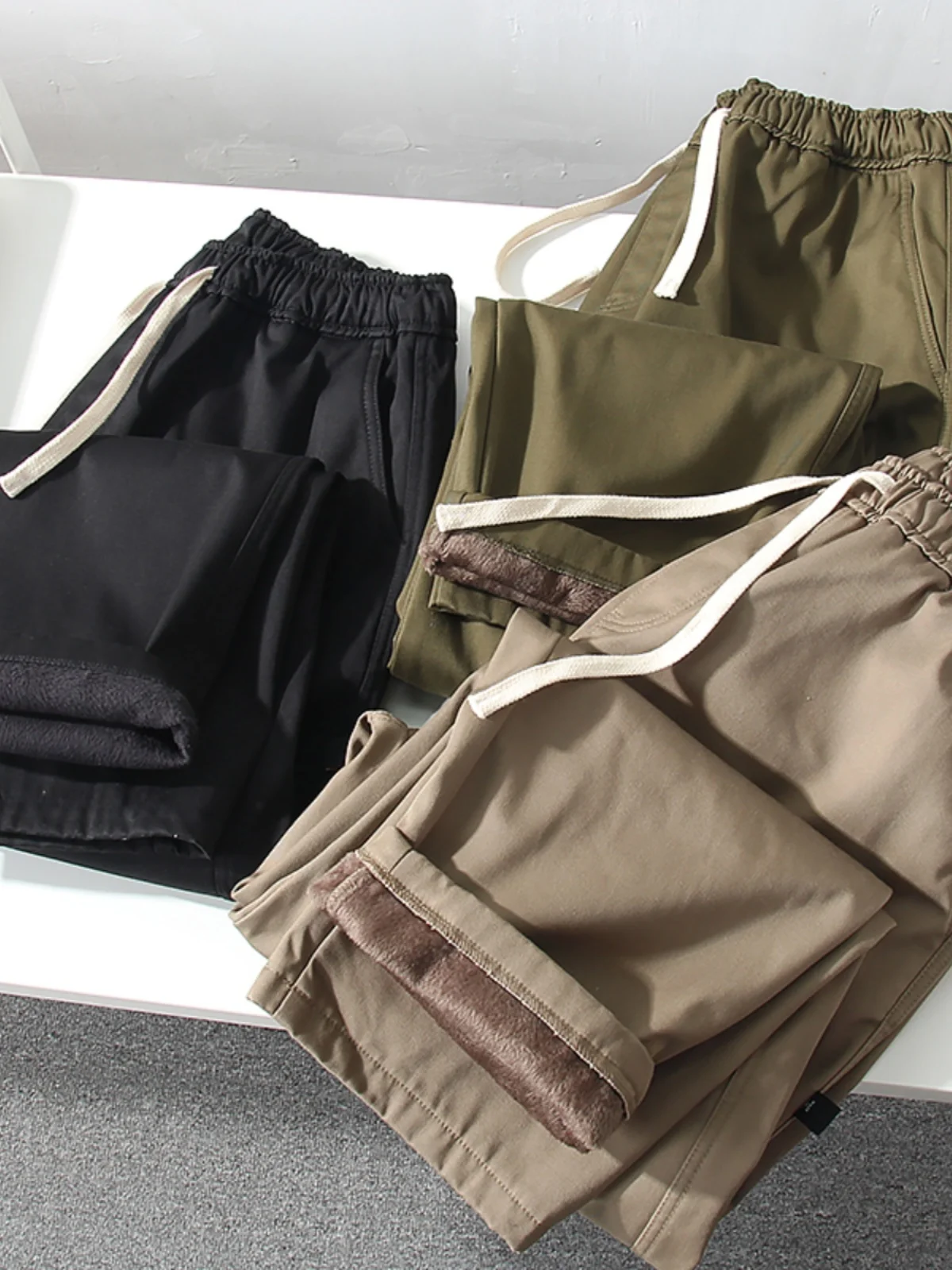 

Strong Recommendation! Ironed And Stylish! Men's Winter Thickened Fleece Lined Straight Leg Casual Pants Warm And Comfortable