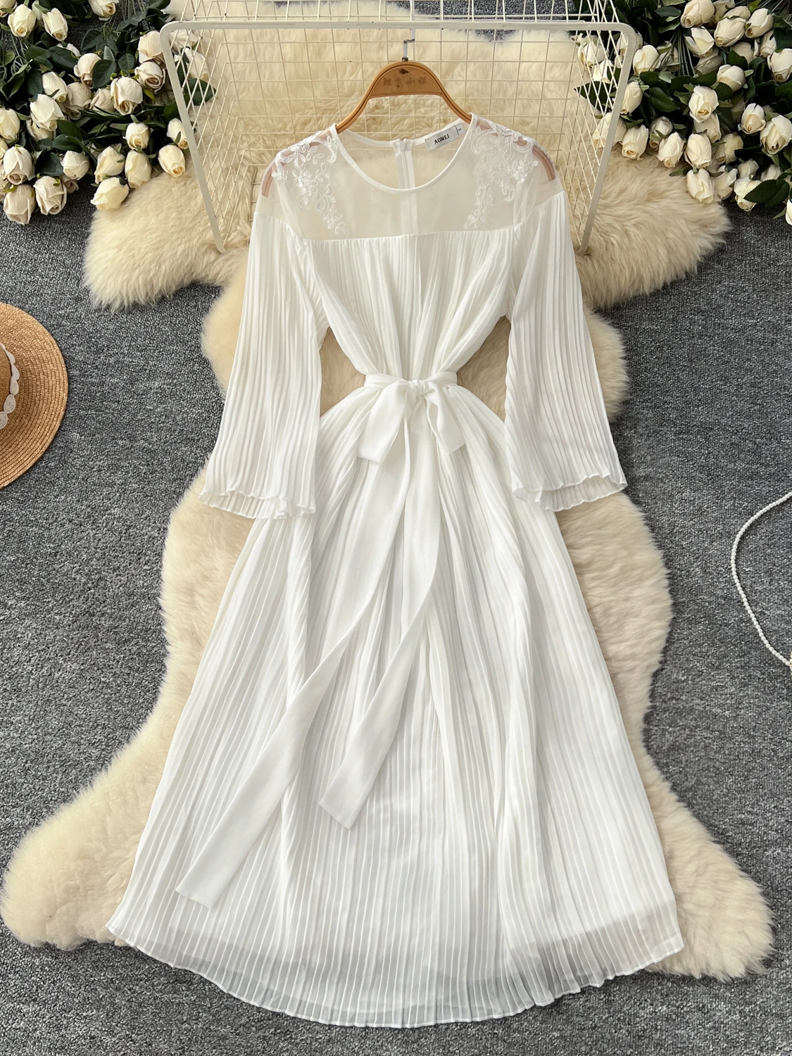 Ele High-Waisted Pl…