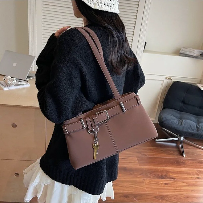 

Women's Leather Shoulder Bag with Buckle & Key Charm Spacious for Daily Casual Streetwear Weekend Travel Errands & Daily Use