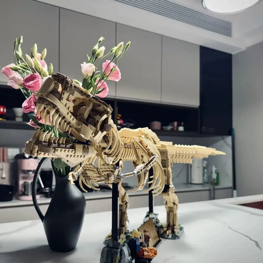

New MOC Tyrannosaurus Rex Fossil Skeleton Model Home Decor Children's Boys' Holiday Gift
