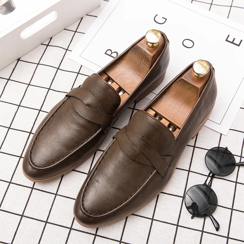 46 47 large size loafers men\'s new British Korean version of lazy slip-on pointy business formal casual leather shoes