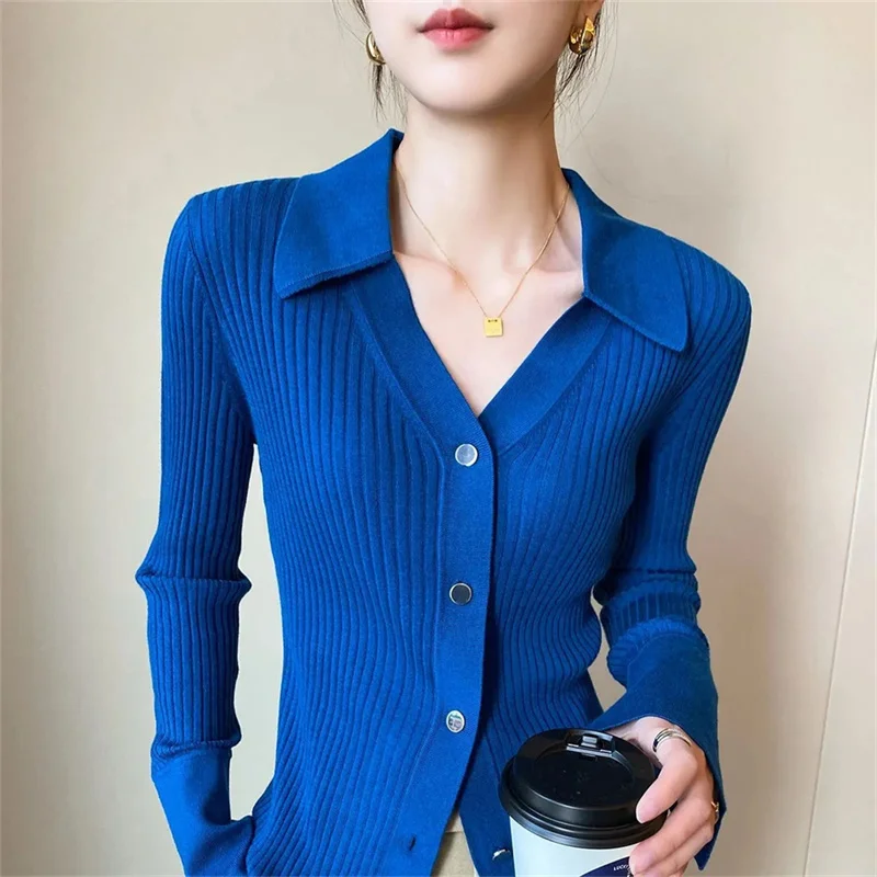 V-Neck Knitted cardigan women\'s loose Sweater Top 2023 Spring And Autumn New Long Sleeved Solid color Lapel Sweater Button Coat