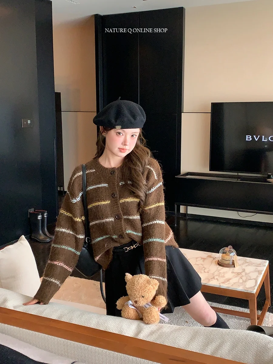 

Свободный длинный женский вязаный кардиган в стиле Ян Сяолиан, осенне-зимний, с радужными полосками, с открытым передом, удобный топ