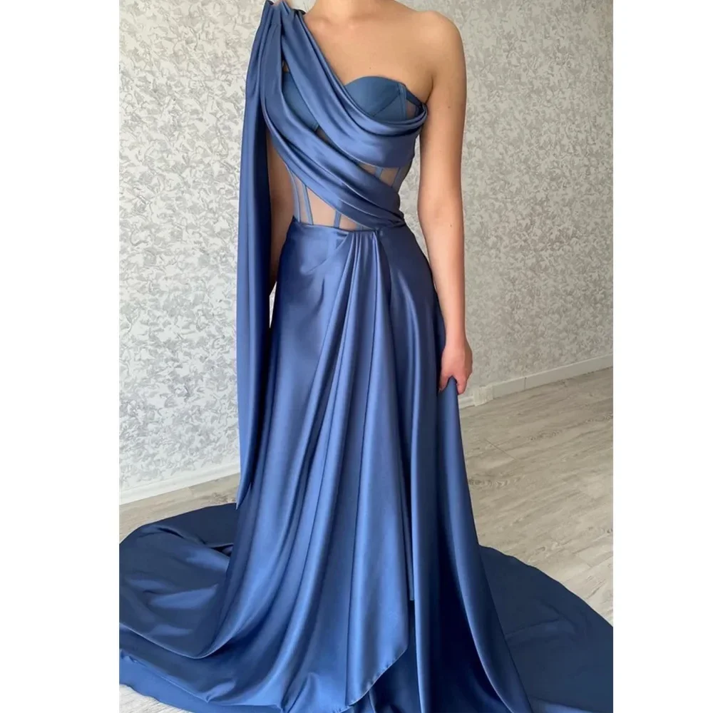 Ajuste de precio personalizado elegante vestido de fiesta de satén azul con un solo hombro 2024 vestido de noche sin mangas hasta el suelo con lado