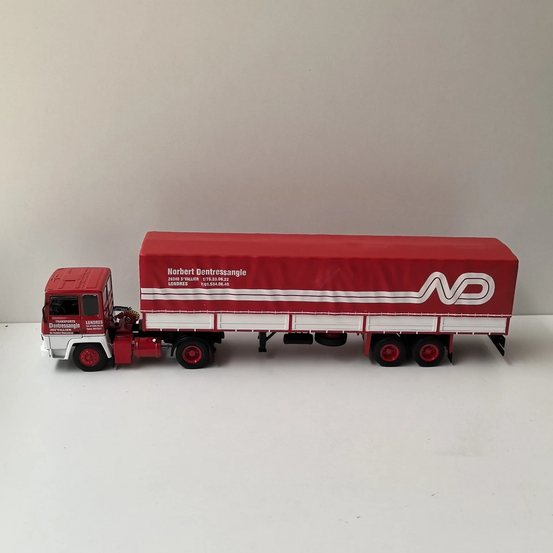 Moulé sous pression ODEON 1/43 échelle BERLIET TR260 Berliet tracteur camion modèle tête alliage corps de voiture en alliage plastique modèle de voiture jouet à collectionner