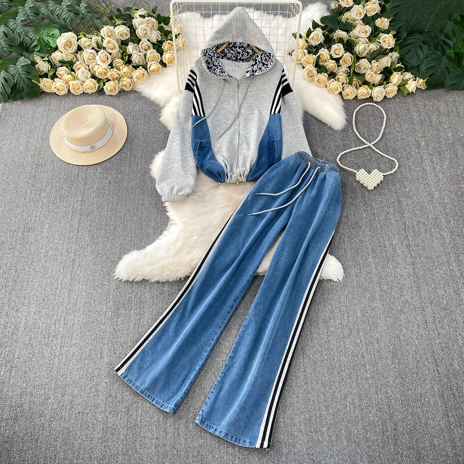 

SuperAen Autumn New Printed Hooded Slimming Patchwork Denim Jackets Casual High-waisted Striped Wide-leg Pants Two-piece Sets