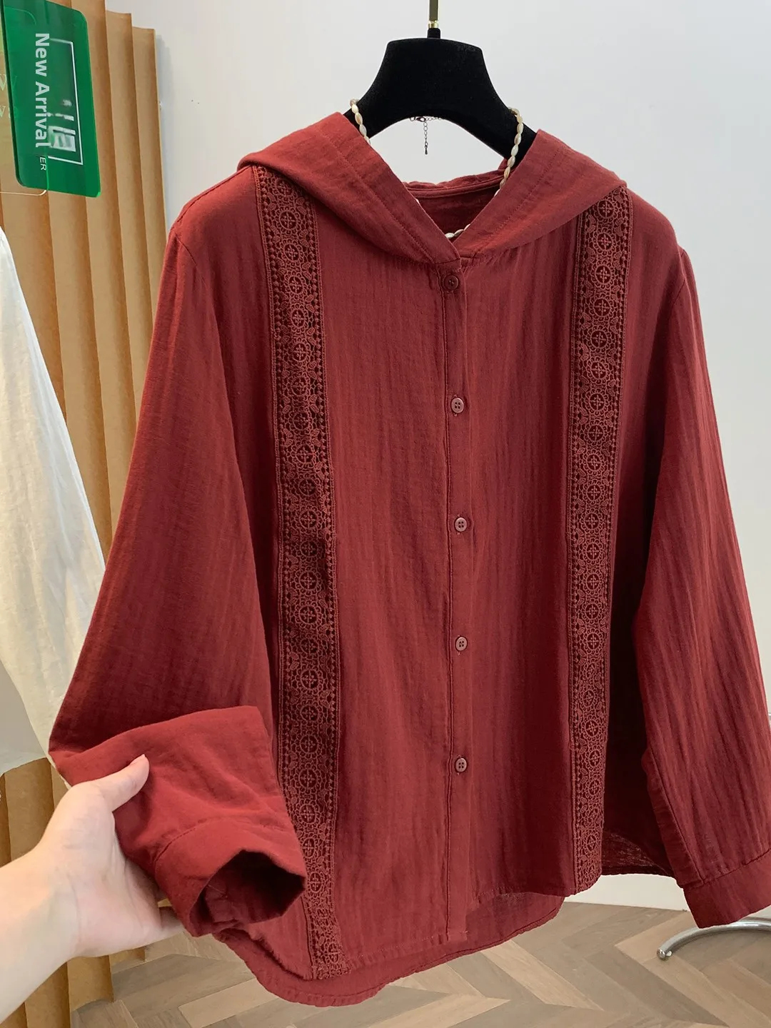 New 2026 Autumn Loose Casual Long Sleeve Cotton Shirt with Hollow out Lace Detail Brand 25-29 Years Old Ladies Fashion