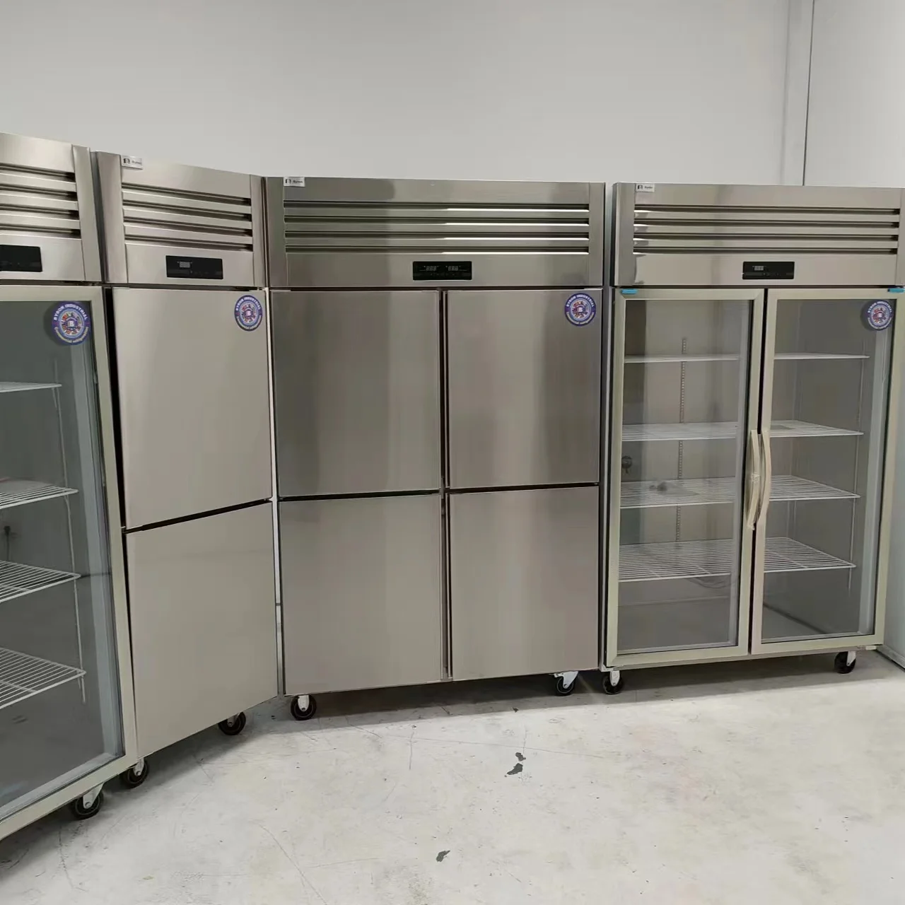 2 4 6 portas de aço inoxidável vertical comercial freezer geladeira para cozinha de restaurante