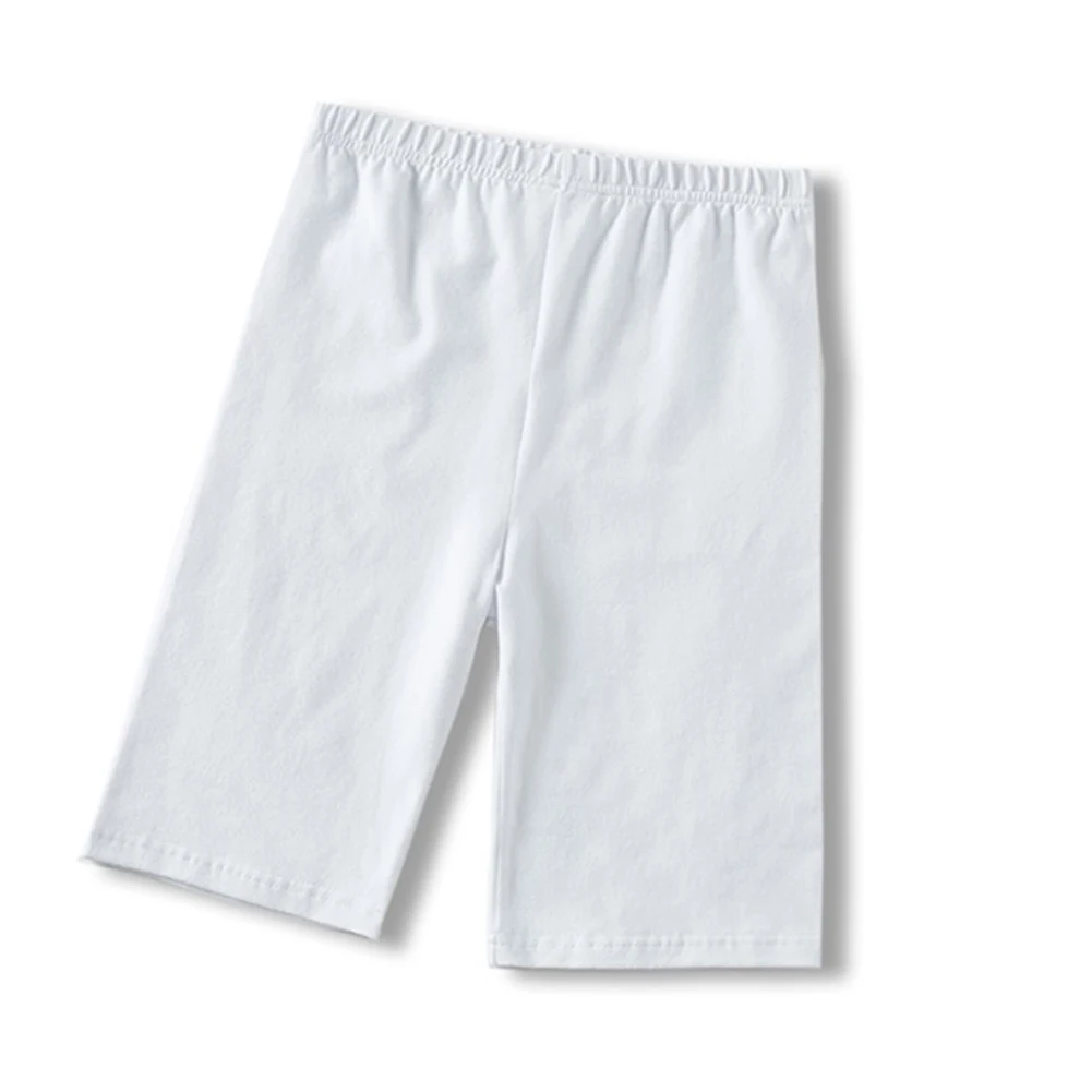 شورت نسائي رياضي ضيق بخصر عالٍ ومطاط قليلاً للارتداء الكاجوال والرياضي مناسب لجميع المواسم