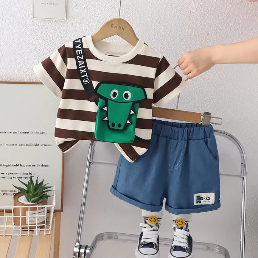 

Boys Cartoon Clothes Outfits Summer New Kids Striped Dinosaur Short Sleeve T-shirts and Shorts Two Piece Tracksuit Toddler Sets