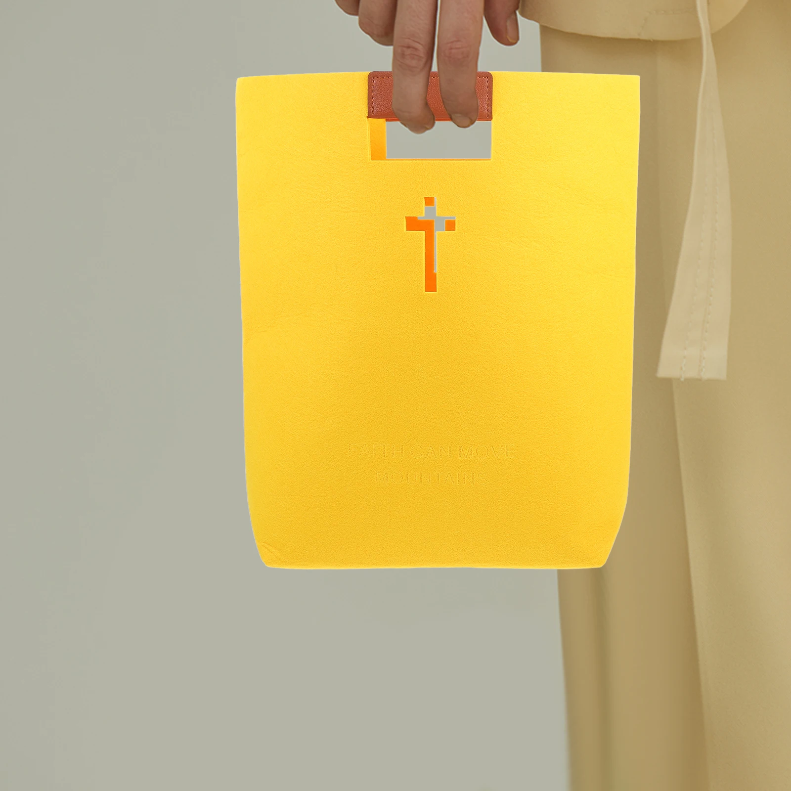 

Bible Storage Bag Large Capacity Felt Cross Yellow Bible Tote Bags Book Cover Sunday School Carrying Case Grocery Bag Notebook