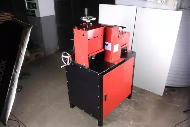 مصنع توريد الخردة آلة تجريد الأسلاك الكهربائية النحاسية للسوق الأجنبية #2