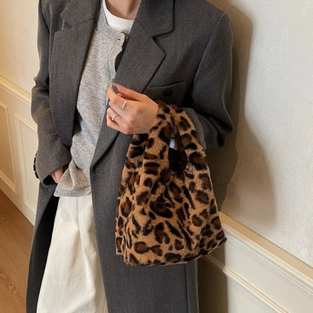 Storage Leopard Print Handbag Large Capacity Tote Bags Korean Underarm Bags Leopard/Stripe Flower Pattern Fluffy Storage Bag