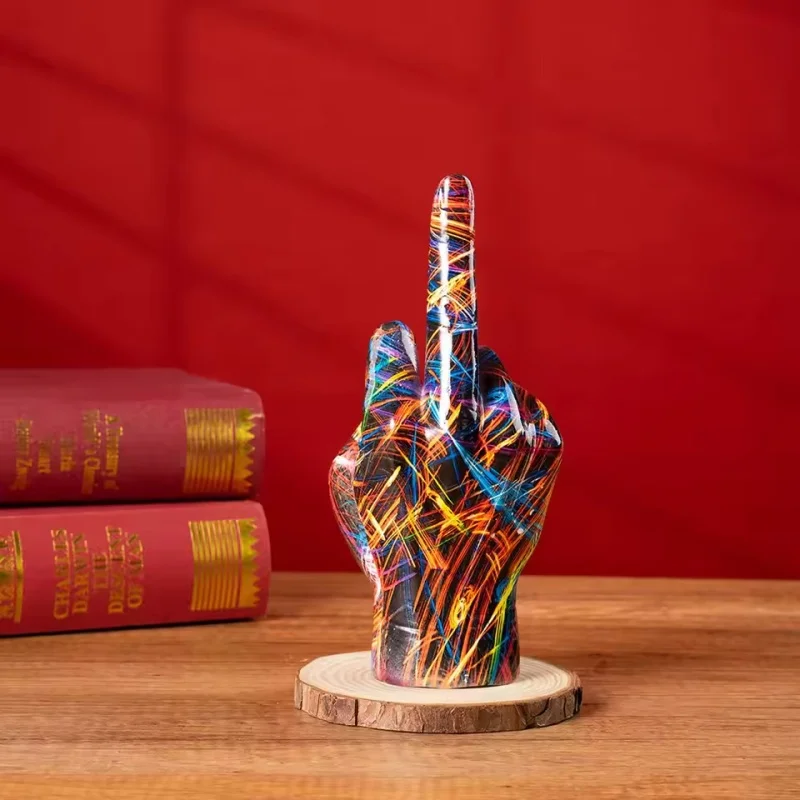 

Graffiti Middle Finger Sculpture Polyresin Figurine Pop Street Art Living Room Mantel Desktop Home Decoration Crafts Resin