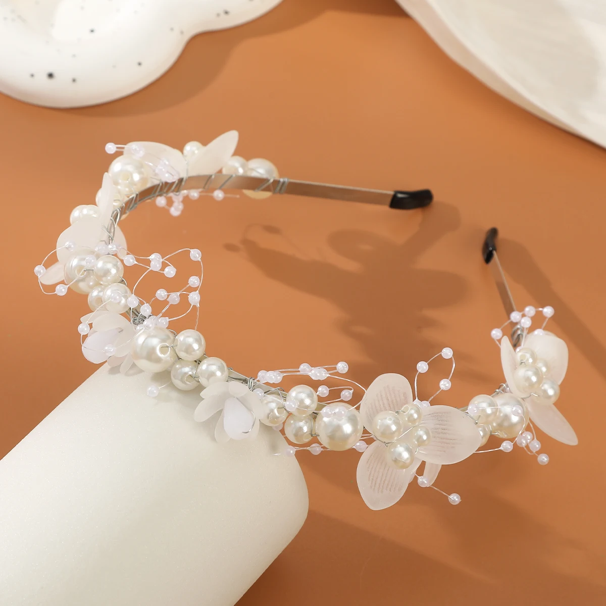 AWAYTR Elegant Girls Pearl Headbands Bridal Wedding Hairband Flower Hair Bands Wreath Bride Garland Head Hoop Hair Accessories