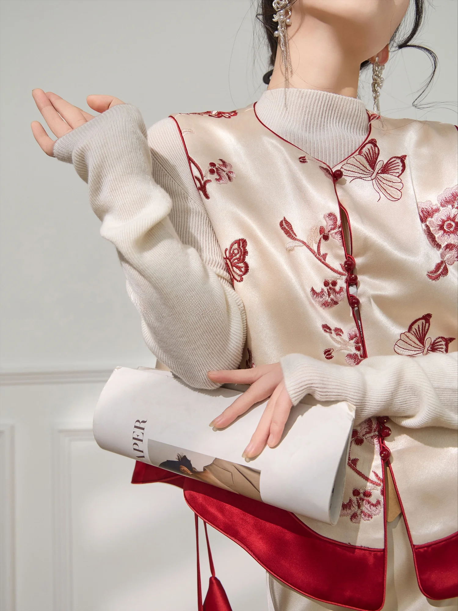 

Plum Jan Chinese Sle Women's Vest 2026 New Faion High-End National Trend Top Bright Tead Polyester Fiber round Ne Sin...