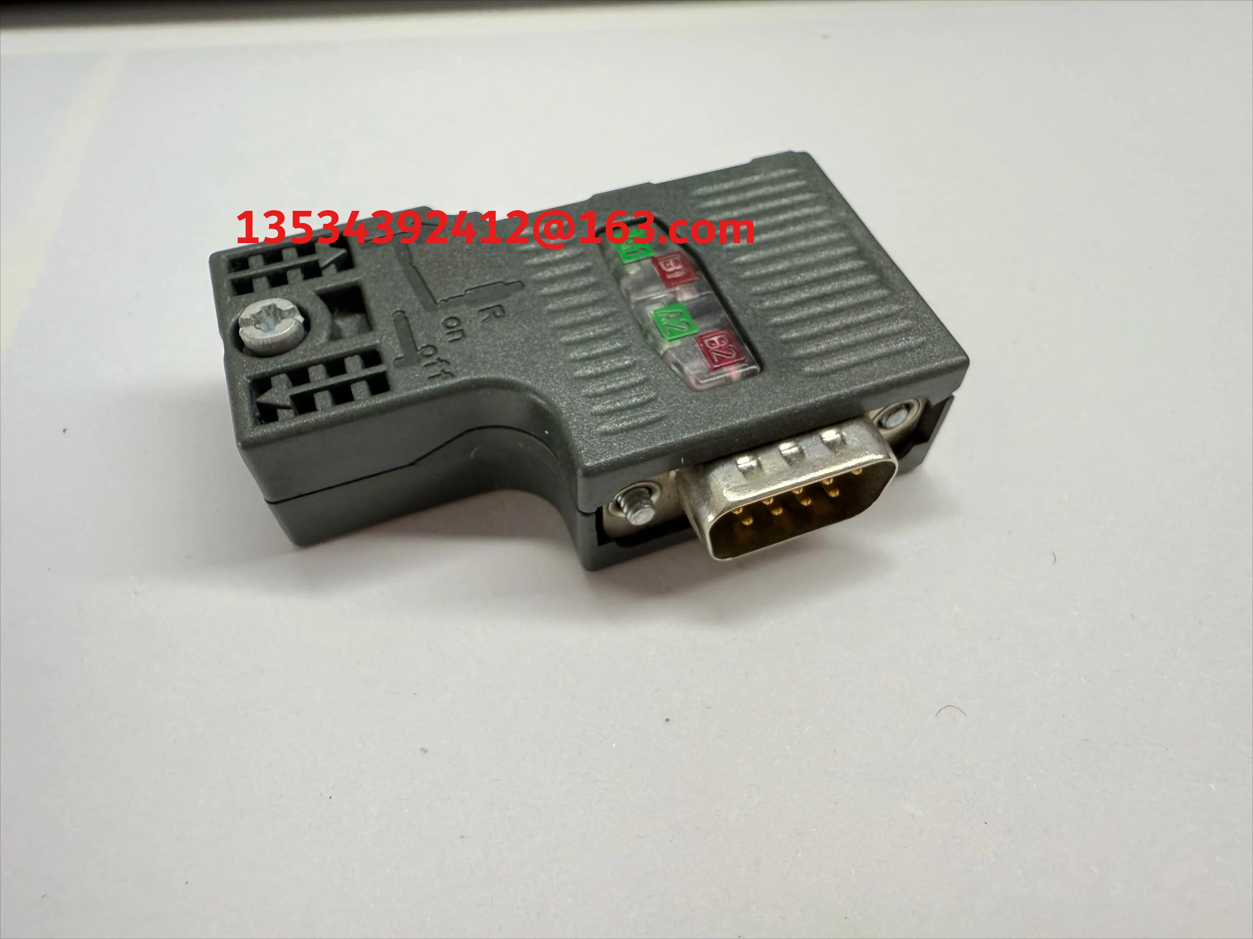 

Используется для Siemens 6ES7972-0BB12-0XA0 6ES7972-OBA52-OXAO 6ES7972-OBA42-OXAO Соединительная вилка SIMATIC DP