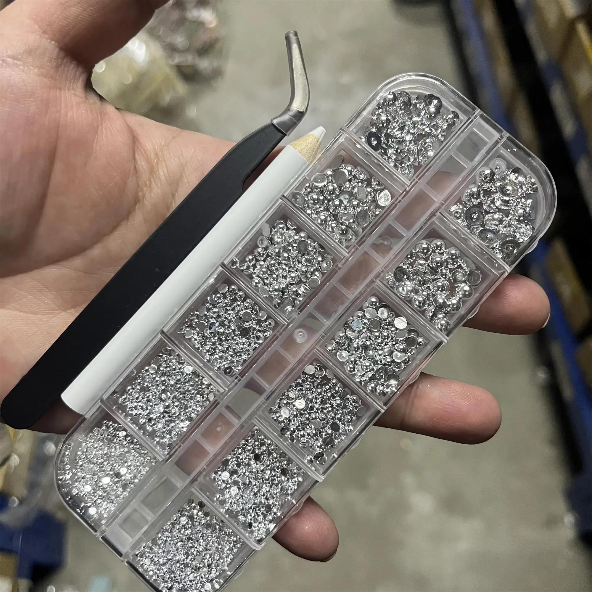 3 Stück/Set 3D Gold Flatback Half Pearls Nail Art Charms Multi-Size Halbrunde Perlen Nail Art Zubehör mit Picker & Pinzette