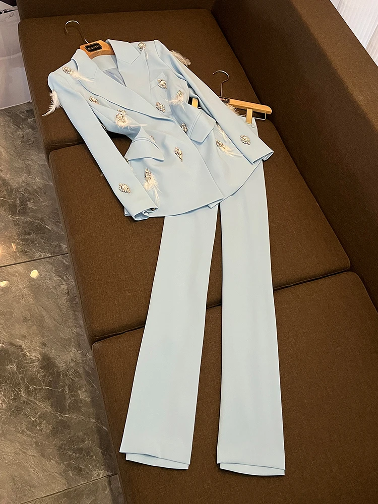 

Высококачественный женский костюм, женские осенне-зимние брюки-клеш с перьями, комплект из двух предметов, украшенный стразами, Новое поступление 2023 г.