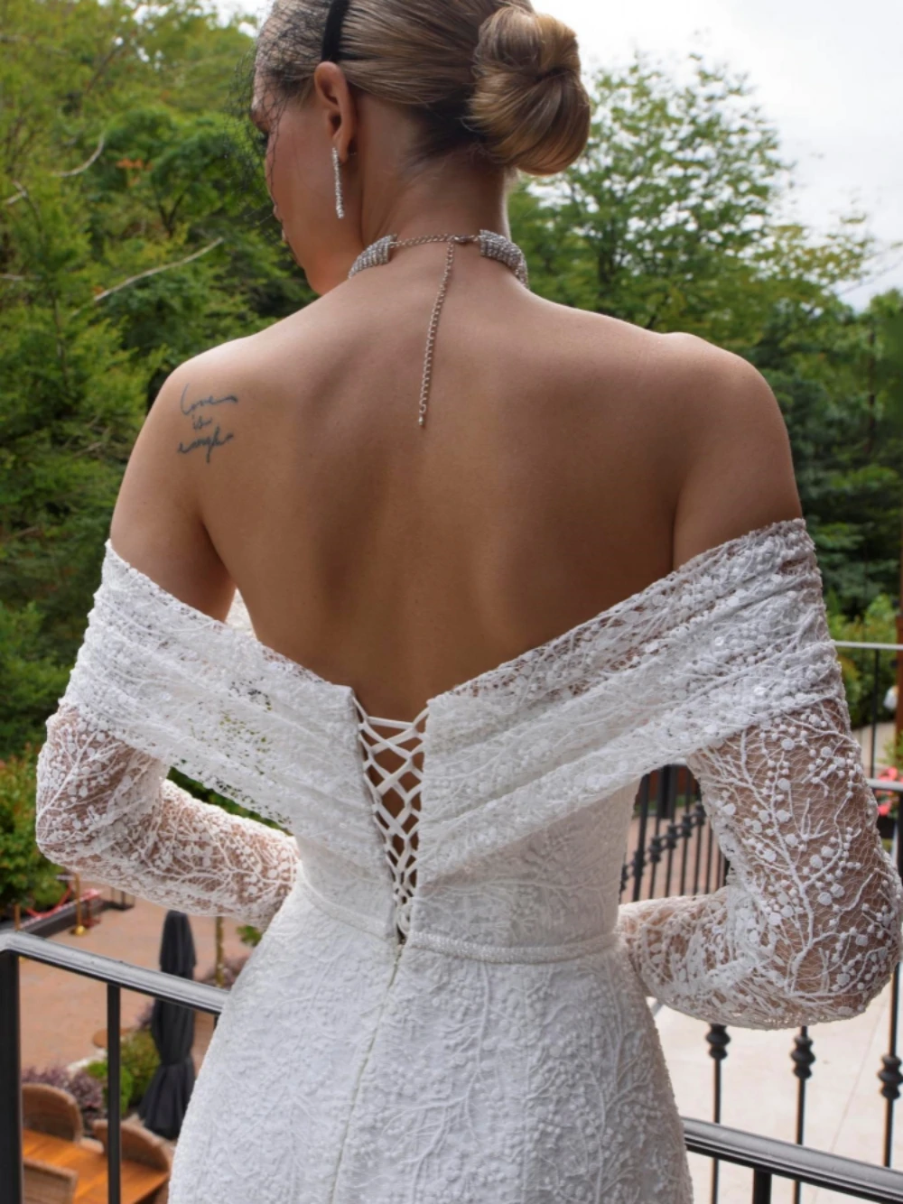 Graceful Off The Shoulder Bride Robe Classic Lace Appliques Bridal Gown White Straight Long Wedding Dress Robe De Mariée