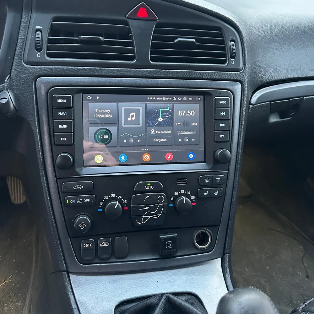 CHSTEK Car Radio station Carplay Android 13 For Volvo XC70 V70 S60 S40 V40 2005-2009 Multimedia Stereo player Navigation WIFI 4G