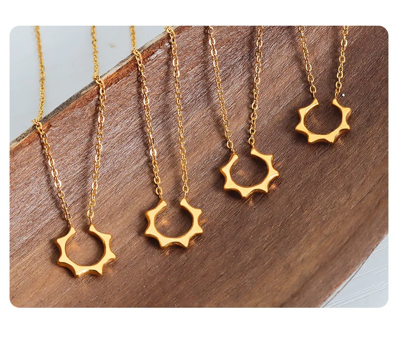Marka Geometrische Anhänger-Halskette für Damen, Edelstahlkette, Punk, vergoldeter Schmuck, elegante lange Halskette für Damen – Detail 8