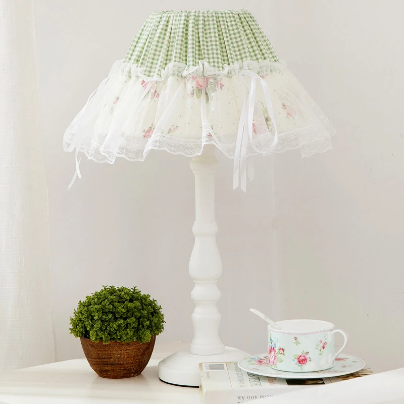 Korean Style Lace Fabric Table Lamp Led Stand Desk Lighting Fixtures for Home Wedding Decor Princess Girls Bedroom Bedside Light