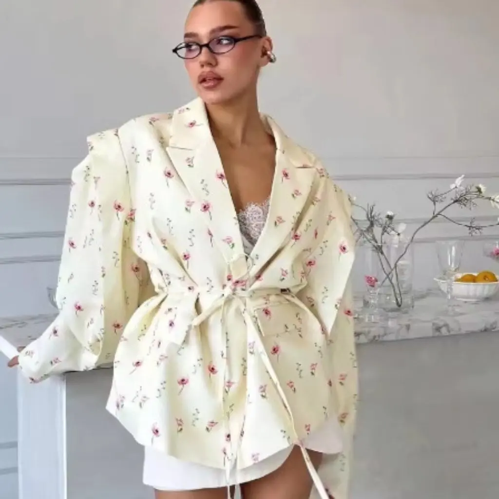 Elegant V Neck Lace-Up Shoulder Pad Suit Jacket for Women Spring Fashion European American Style Commuter Wear