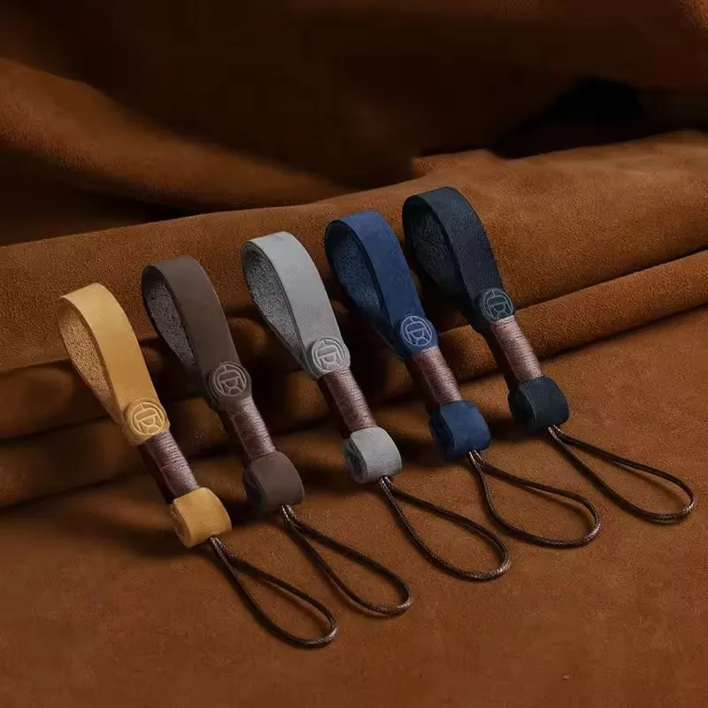 Retro Handmade Genuine Leather Keychains Cowhide Key Lanyard Keyring Men Women Car Key Holder Key Cover Accessories Gift