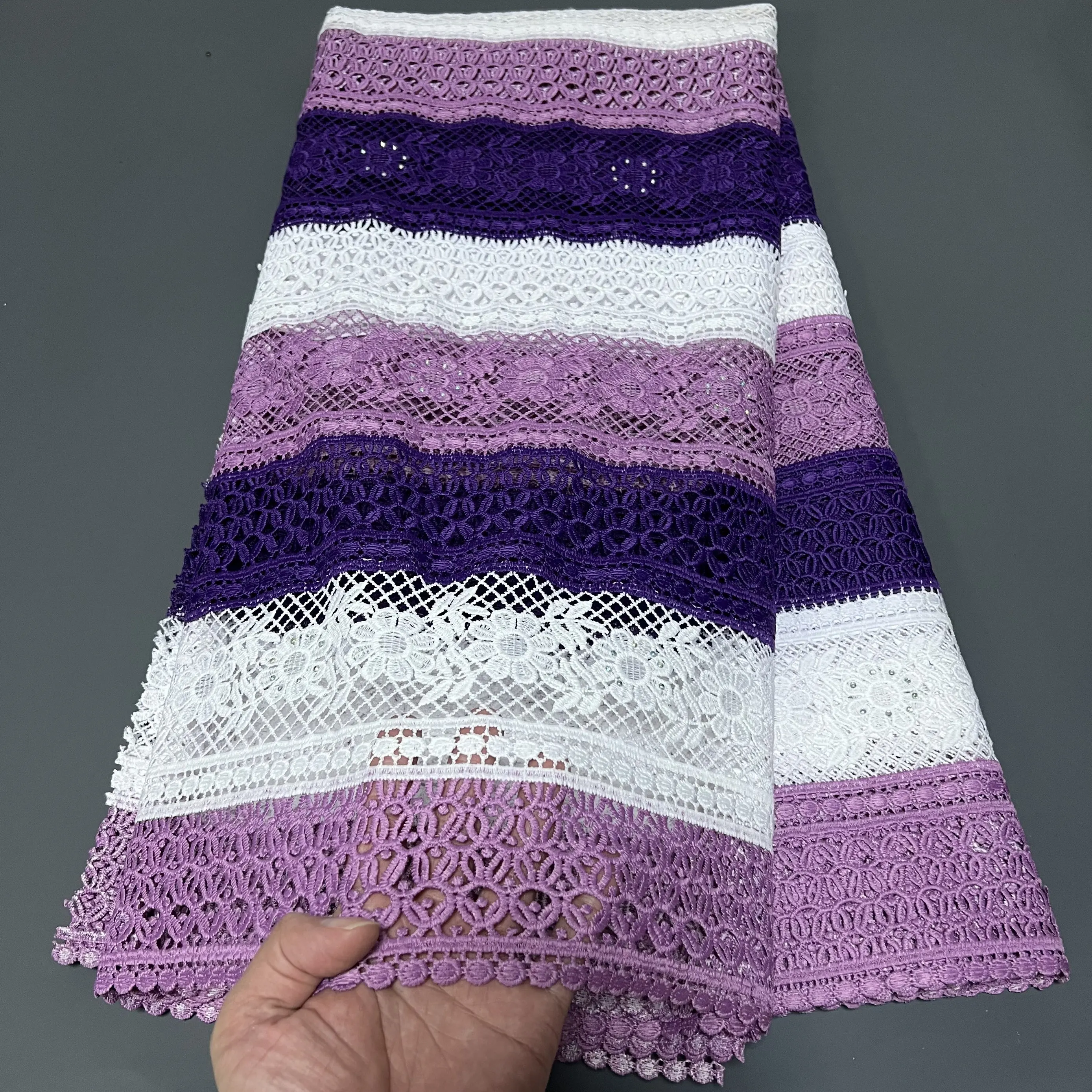 

2025 новейшее высококачественное африканское нигерийское платье с тюлем, кружевная ткань, гипюровое платье с вышивкой, блестки, 5 ярдов, ZJ038