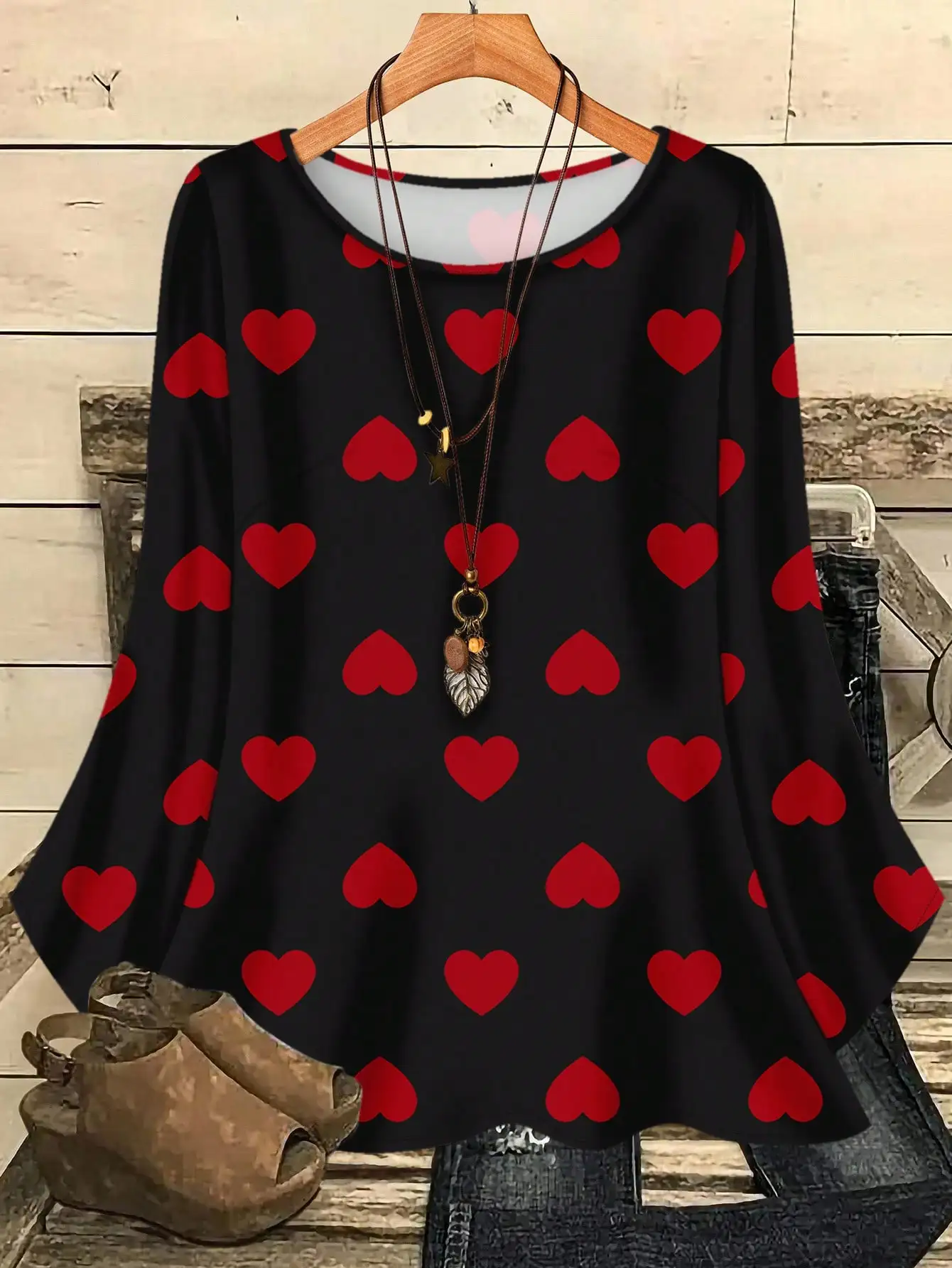 

Женская одежда больших размеров Vivi: Топ с принтом в виде сердец, повседневная и элегантная женская рубашка больших размеров для лета и осени, верхняя одежда