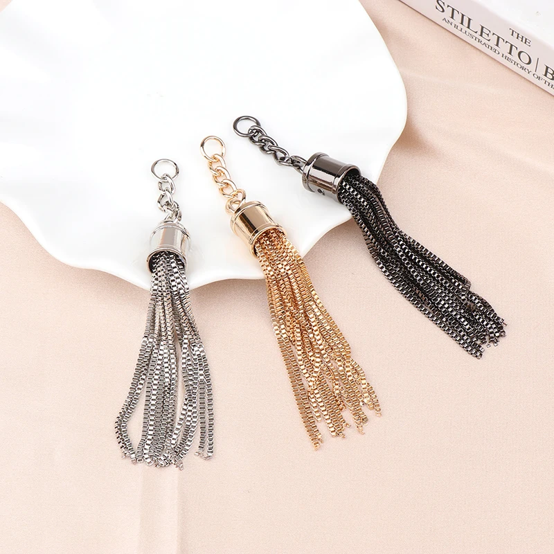 Fashion Tassel Pendant Keychain Shoulder Bag Tassel Metal Buckle Tassels Pendant Handbag Decoration Purse Hardware Accessories